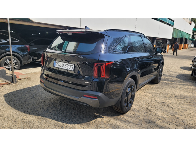 KIA Sorento - автомобили, коли, обяви за нови и употребявани 4