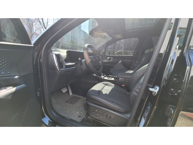 KIA Sorento - автомобили, коли, обяви за нови и употребявани 9