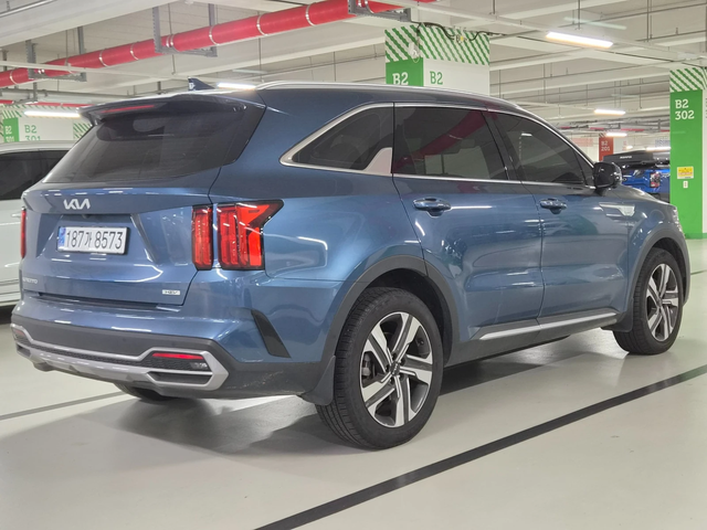 Kia Sorento HEV 1.6* Camera* CarPlay* АВТОКРЕДИТ - автомобили, коли, обяви за нови и употребявани 3