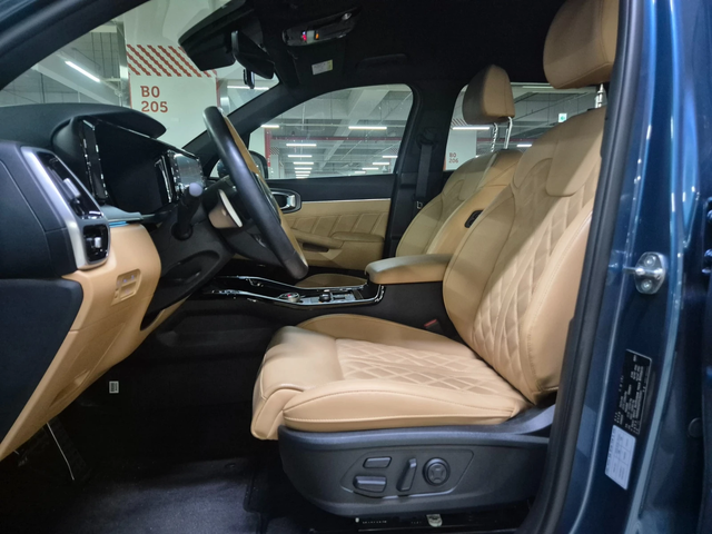Kia Sorento HEV 1.6* Camera* CarPlay* АВТОКРЕДИТ - автомобили, коли, обяви за нови и употребявани 8