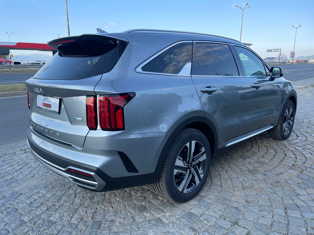 Kia Sorento Hybrid/230ps/6+ 1 - автомобили, коли, обяви за нови и употребявани 5