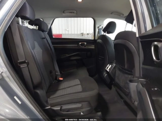 Kia Sorento LX AWD - автомобили, коли, обяви за нови и употребявани 11