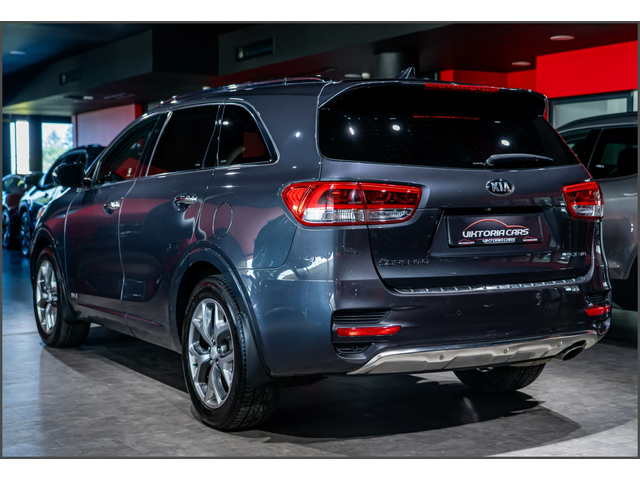 Kia Sorento Kia Sorento  - автомобили, коли, обяви за нови и употребявани 3