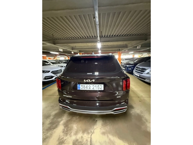 Kia Sorento 2.2 CRDI 4x4 - OЧАКВАН ВНОС - автомобили, коли, обяви за нови и употребявани 4