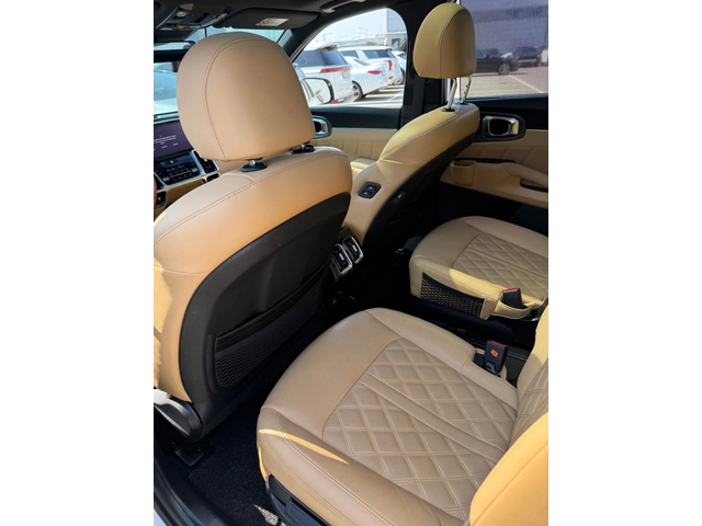 Kia Sorento 2.2 CRDI 4x4 - OЧАКВАН ВНОС - автомобили, коли, обяви за нови и употребявани 6