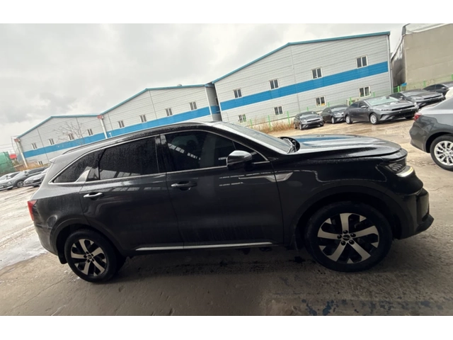 Kia Sorento 2.2 CRDI 4x4 - OЧАКВАН ВНОС - автомобили, коли, обяви за нови и употребявани 2