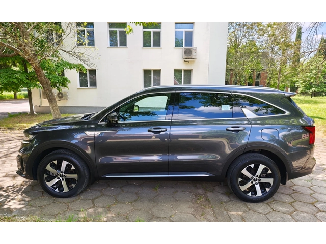 Kia Sorento 2.2 CRDI 4x4 - автомобили, коли, обяви за нови и употребявани 4