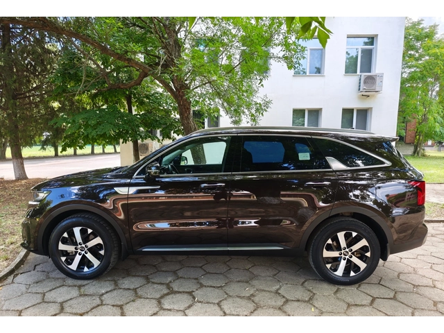 Kia Sorento 2.2 CRDI 4x4 - автомобили, коли, обяви за нови и употребявани 6