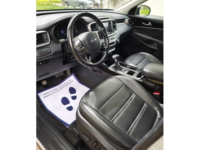 Kia Sorento 2.0 CRDI 4x4 - автомобили, коли, обяви за нови и употребявани 8