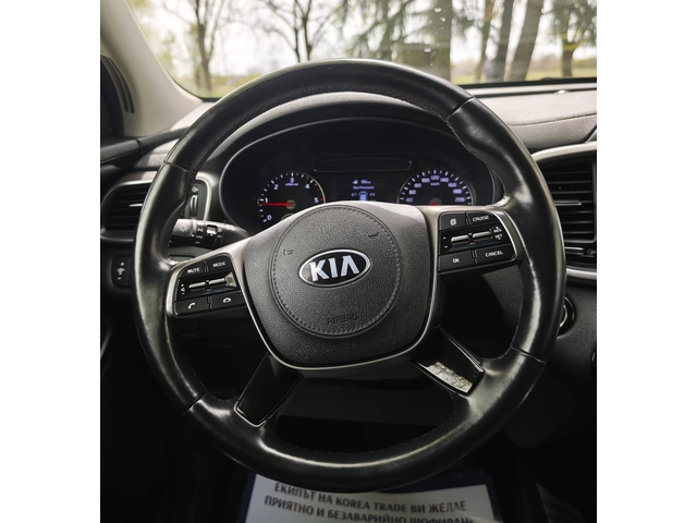 Kia Sorento 2.0 CRDI 4x4 - автомобили, коли, обяви за нови и употребявани 9