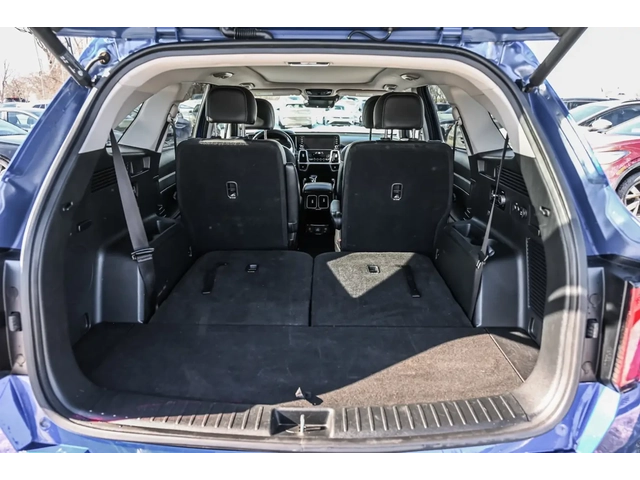 Kia Sorento - автомобили, коли, обяви за нови и употребявани 12