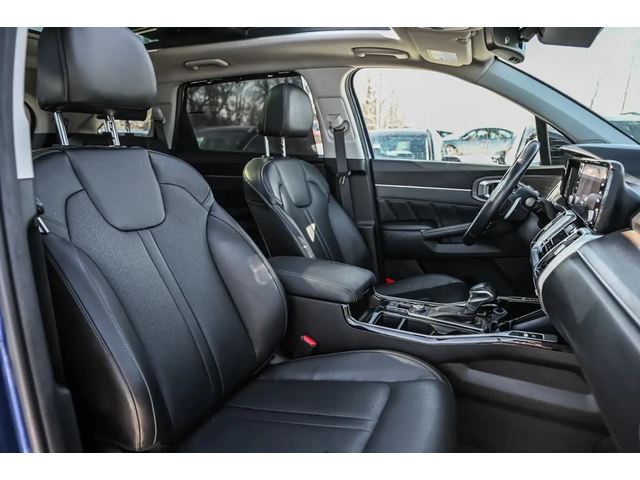 Kia Sorento - автомобили, коли, обяви за нови и употребявани 15