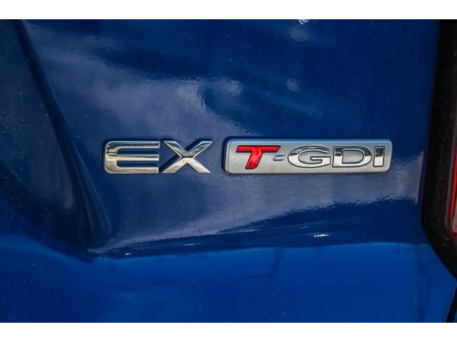Kia Sorento - автомобили, коли, обяви за нови и употребявани 8