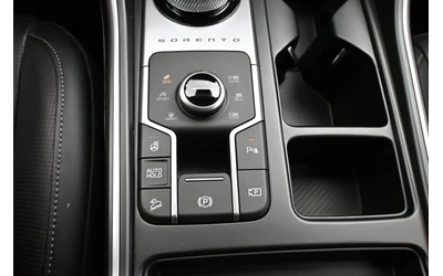 Kia Sorento EX Hybrid - автомобили, коли, обяви за нови и употребявани 9