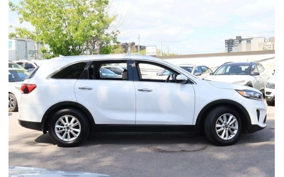 Kia Sorento LX | 4X4 | 7 МЕСТА | CARPLAY | ЦЕНА ДО БГ - автомобили, коли, обяви за нови и употребявани 7