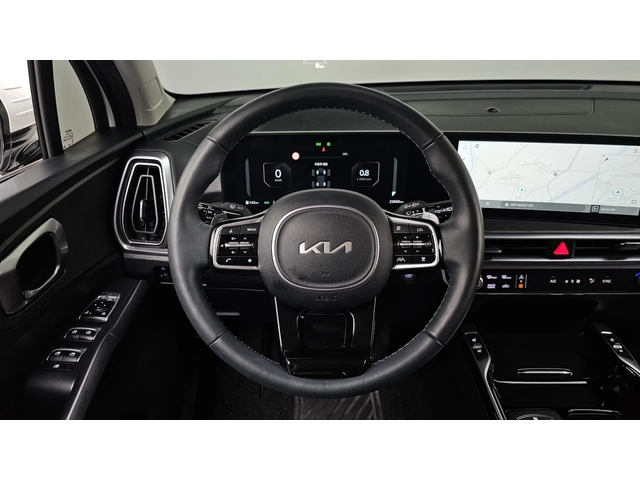 Kia Sorento PRESTIGE* HEAD-UP* DISTRONIK* ОБДУХ* БЯЛА ПЕРЛА* К - автомобили, коли, обяви за нови и употребявани 5