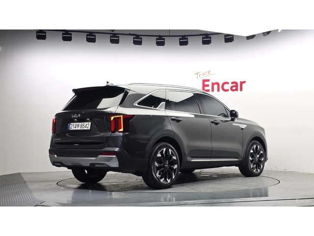 Kia Sorento 2.5 T* PRESTIGE* 360* HEAD UP* ОБДУХВ* ПОДГРЕВ - автомобили, коли, обяви за нови и употребявани 1