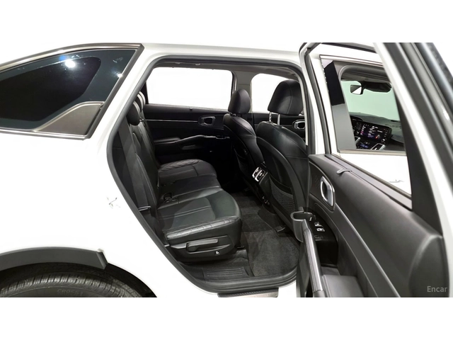 Kia Sorento 2.5T* Gravity* 4WD* DISTRONIC* ОБДУХВАНЕ* 360* - автомобили, коли, обяви за нови и употребявани 9