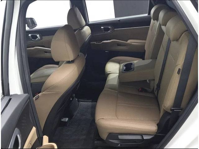 Kia Sorento SIGNATURE* 7 МЕСТА* 4x4* 360* DISTRO* LANE* ОБДУХ - автомобили, коли, обяви за нови и употребявани 16