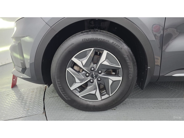 Kia Sorento NOBLESSE* HYBRID* 4x4* 360* 7 МЕСТА* DISTRO* ОБДУХ - автомобили, коли, обяви за нови и употребявани 16