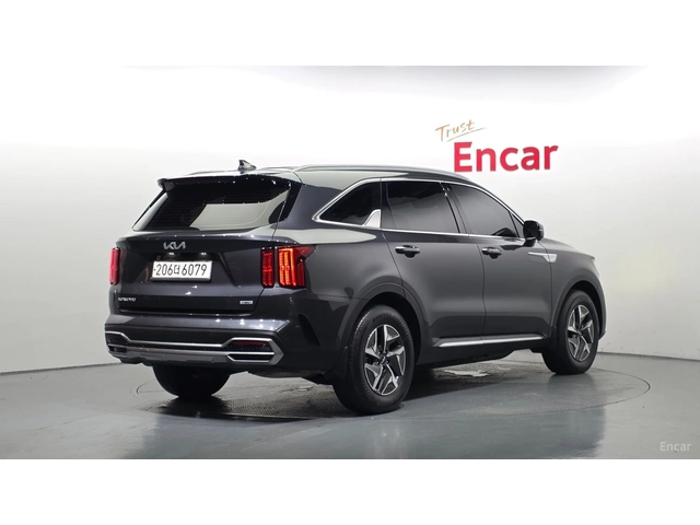 Kia Sorento NOBLESSE* HYBRID* 4x4* 360* 7 МЕСТА* DISTRO* ОБДУХ - автомобили, коли, обяви за нови и употребявани 1