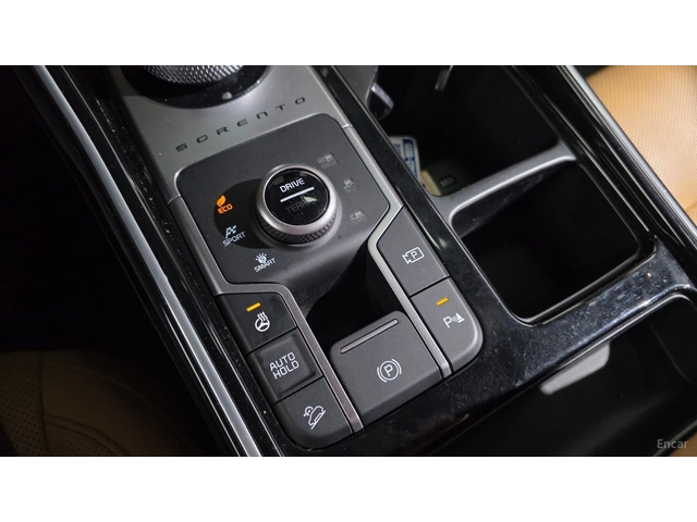 Kia Sorento NOBLESSE* HYBRID* 4x4* 360* 7 МЕСТА* DISTRO* ОБДУХ - автомобили, коли, обяви за нови и употребявани 7