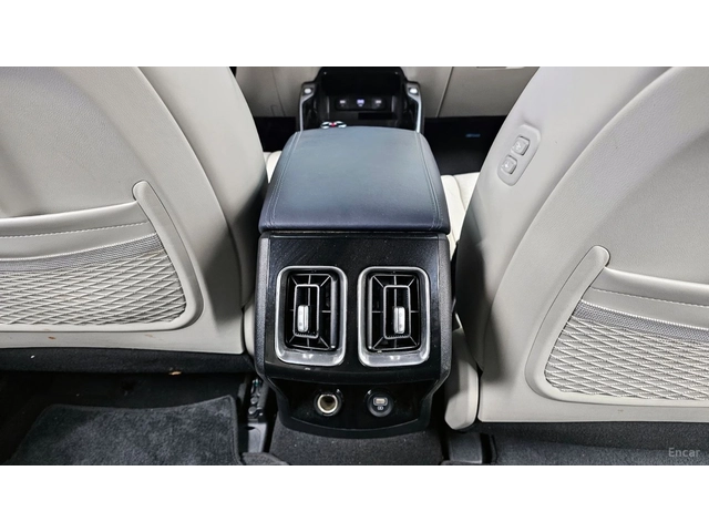 Kia Sorento PRESTIGE* HYBRID* 4x4* LANE* DISTRONIC* ОБДУХ - автомобили, коли, обяви за нови и употребявани 13