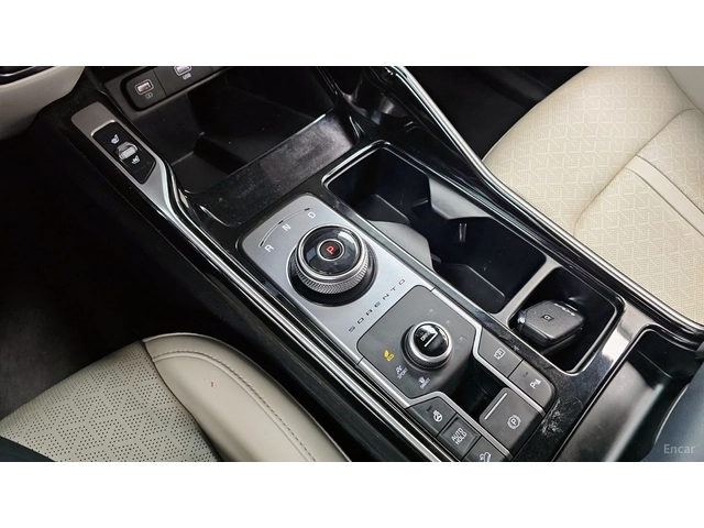 Kia Sorento PRESTIGE* HYBRID* 4x4* LANE* DISTRONIC* ОБДУХ - автомобили, коли, обяви за нови и употребявани 4