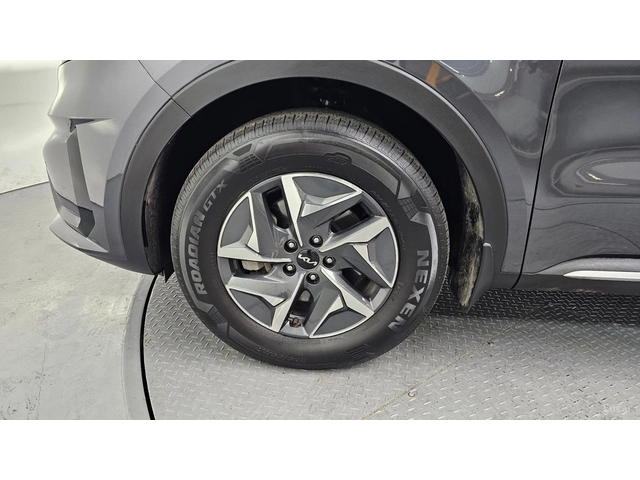 Kia Sorento PRESTIGE* HYBRID* 4x4* LANE* ОБДУХ - автомобили, коли, обяви за нови и употребявани 13