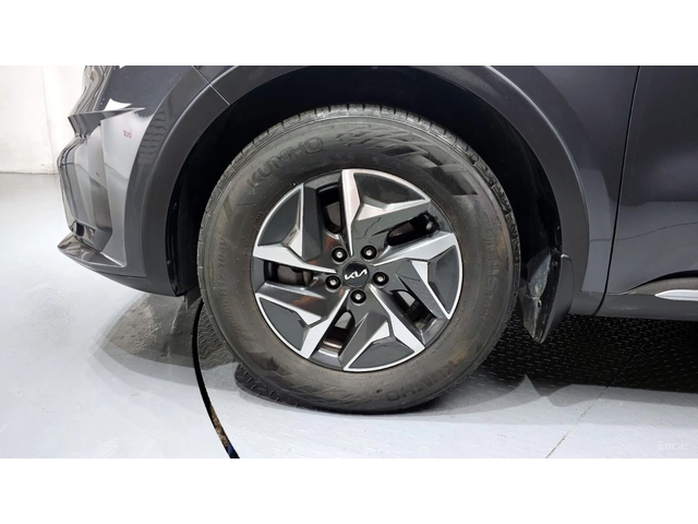 Kia Sorento PRESTIGE* HYBRID* 4x4* LANE* ОБДУХ - автомобили, коли, обяви за нови и употребявани 2