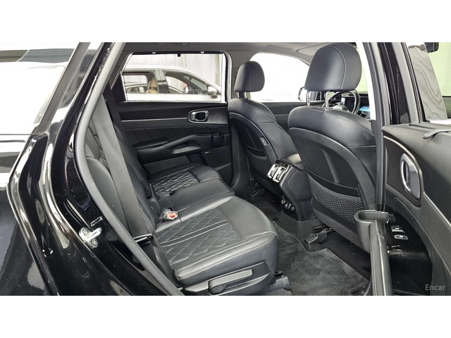 Kia Sorento SIGNATURE/2.5T/DRIVE-ASSISTS/PANOROOF - автомобили, коли, обяви за нови и употребявани 15