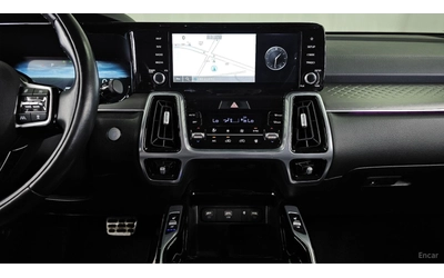 Kia Sorento SIGNATURE/2.5T/DRIVE-ASSISTS/PANOROOF - автомобили, коли, обяви за нови и употребявани 9