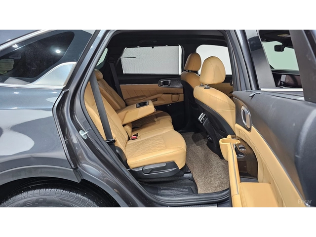 Kia Sorento SIGNATURE/DIGITAL/PANOROOF/DRIVE-ASSISTS/AWD - автомобили, коли, обяви за нови и употребявани 15