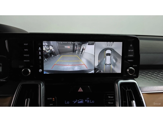 Kia Sorento SIGNATURE/DIGITAL/PANOROOF/DRIVE-ASSISTS/AWD - автомобили, коли, обяви за нови и употребявани 9