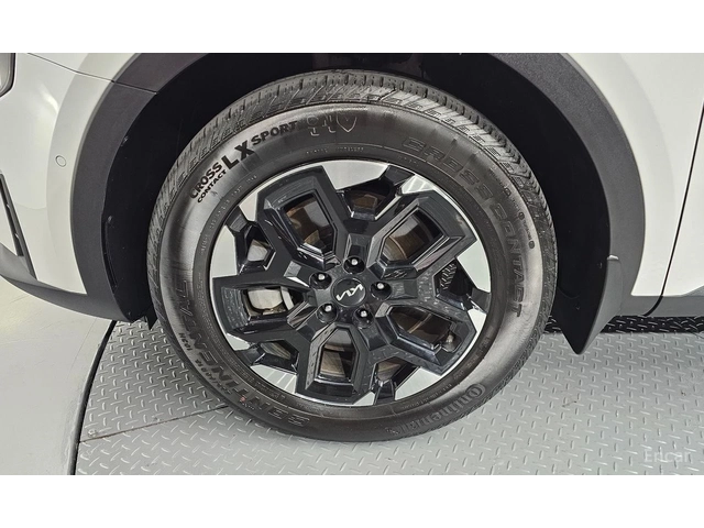 Kia Sorento 2.5T* NOBLESSE* HEAD UP* DISTRONIC* КРАЙНА ЦЕНА - автомобили, коли, обяви за нови и употребявани 4