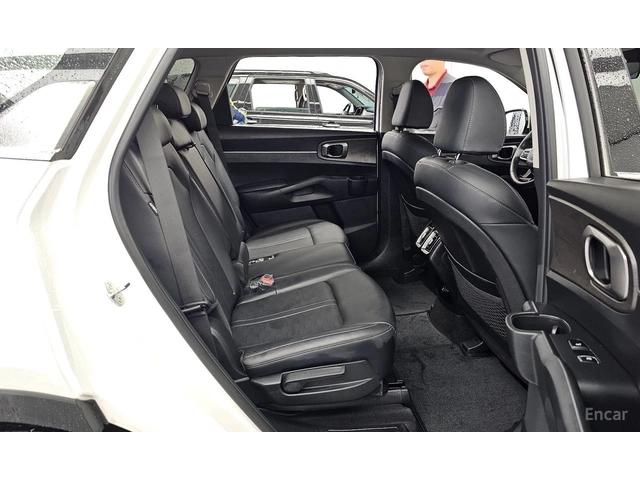 Kia Sorento 2.5T* PRESTIGE* ПОДГРЕВ* ОБДУХВАНЕ* LANE* ASSIST* - автомобили, коли, обяви за нови и употребявани 13