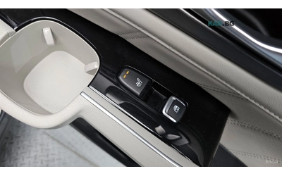 Kia Sorento SIGNATURE/HEV-1.6/DRIVE-ASSISTS/ - автомобили, коли, обяви за нови и употребявани 11