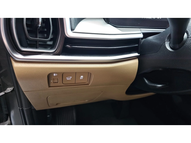 Kia Sorento 2.2 Diesel 4WD - автомобили, коли, обяви за нови и употребявани 10