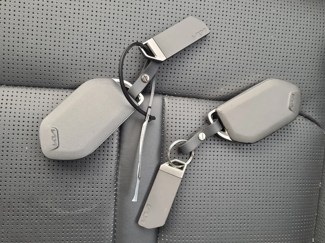 Kia Sorento EX AWD / 6 Seater / Blind Spot / - автомобили, коли, обяви за нови и употребявани 5