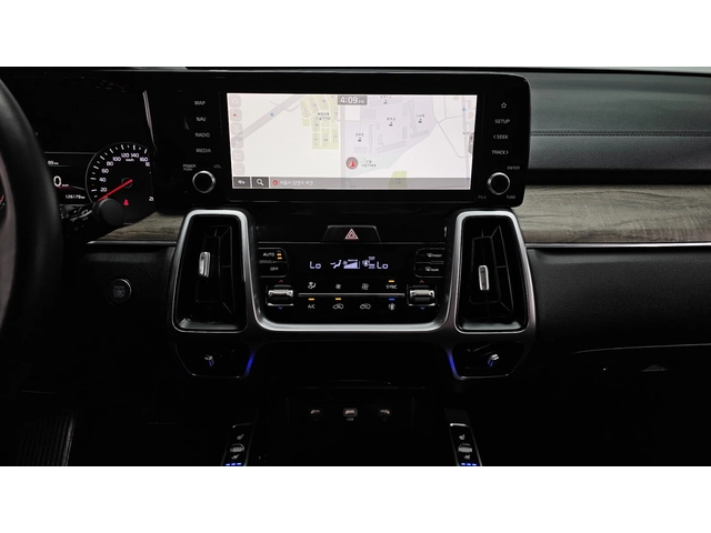 Kia Sorento Prestige - автомобили, коли, обяви за нови и употребявани 14