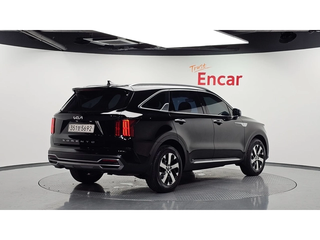 Kia Sorento Prestige - автомобили, коли, обяви за нови и употребявани 1
