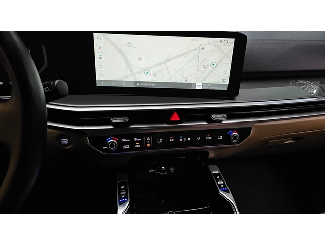 Kia Sorento 2.2 Diesel 4WD - автомобили, коли, обяви за нови и употребявани 9