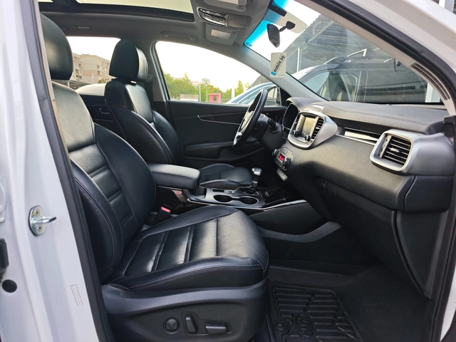 Kia Sorento EX, AWD, 7-SEATS - автомобили, коли, обяви за нови и употребявани 7