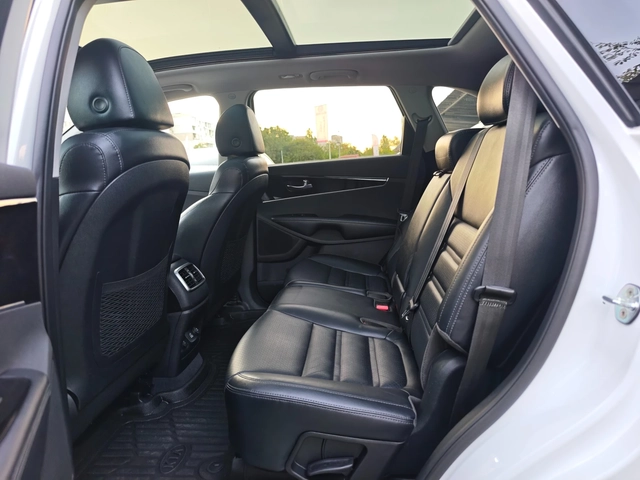 Kia Sorento EX, AWD, 7-SEATS - автомобили, коли, обяви за нови и употребявани 8