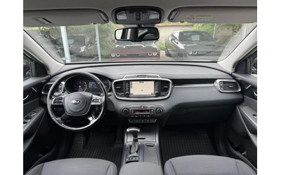 Kia Sorento 6+ 1, 2.2 CRDI, AWD - автомобили, коли, обяви за нови и употребявани 12