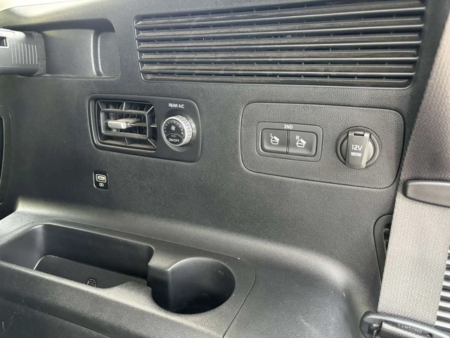 Kia Sorento 6+ 1 1.6Т HEV 4x4 EVOLUTION hybrid Full Panorama - автомобили, коли, обяви за нови и употребявани 15