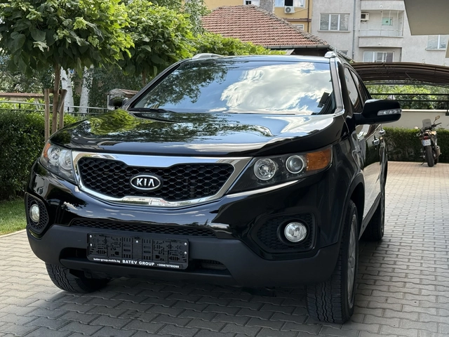 Kia Sorento 2.2D-AVTOMAT-4X4- - автомобили, коли, обяви за нови и употребявани 0