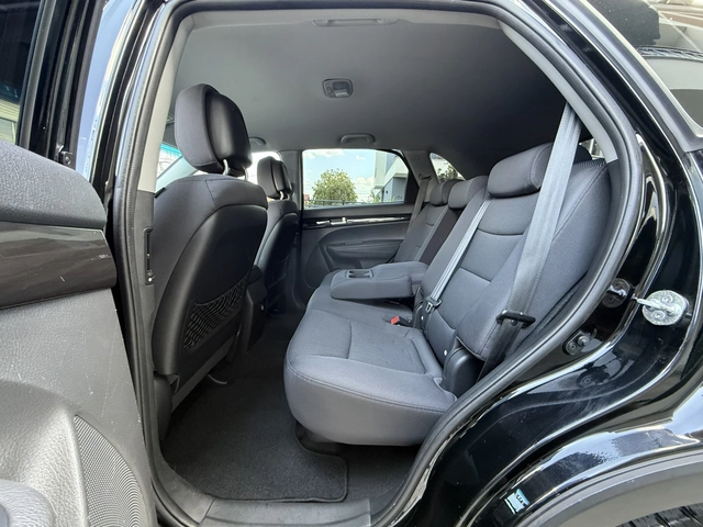 Kia Sorento 2.2D-AVTOMAT-4X4- - автомобили, коли, обяви за нови и употребявани 14