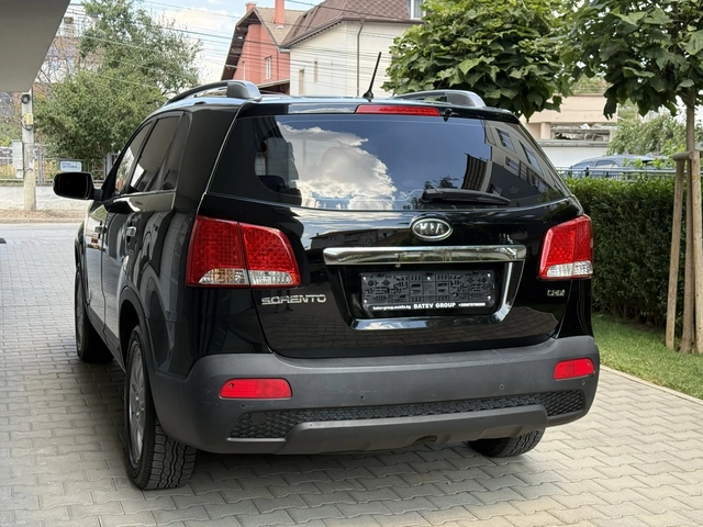 Kia Sorento 2.2D-AVTOMAT-4X4- - автомобили, коли, обяви за нови и употребявани 6