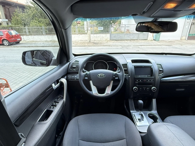 Kia Sorento 2.2D-AVTOMAT-4X4- - автомобили, коли, обяви за нови и употребявани 9